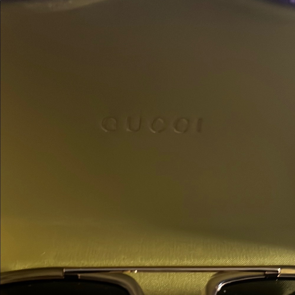 Gucci Aviator - Picture 4 of 16